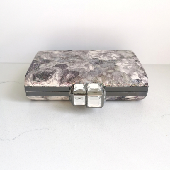 Floral Clutch - Picture 4 of 5